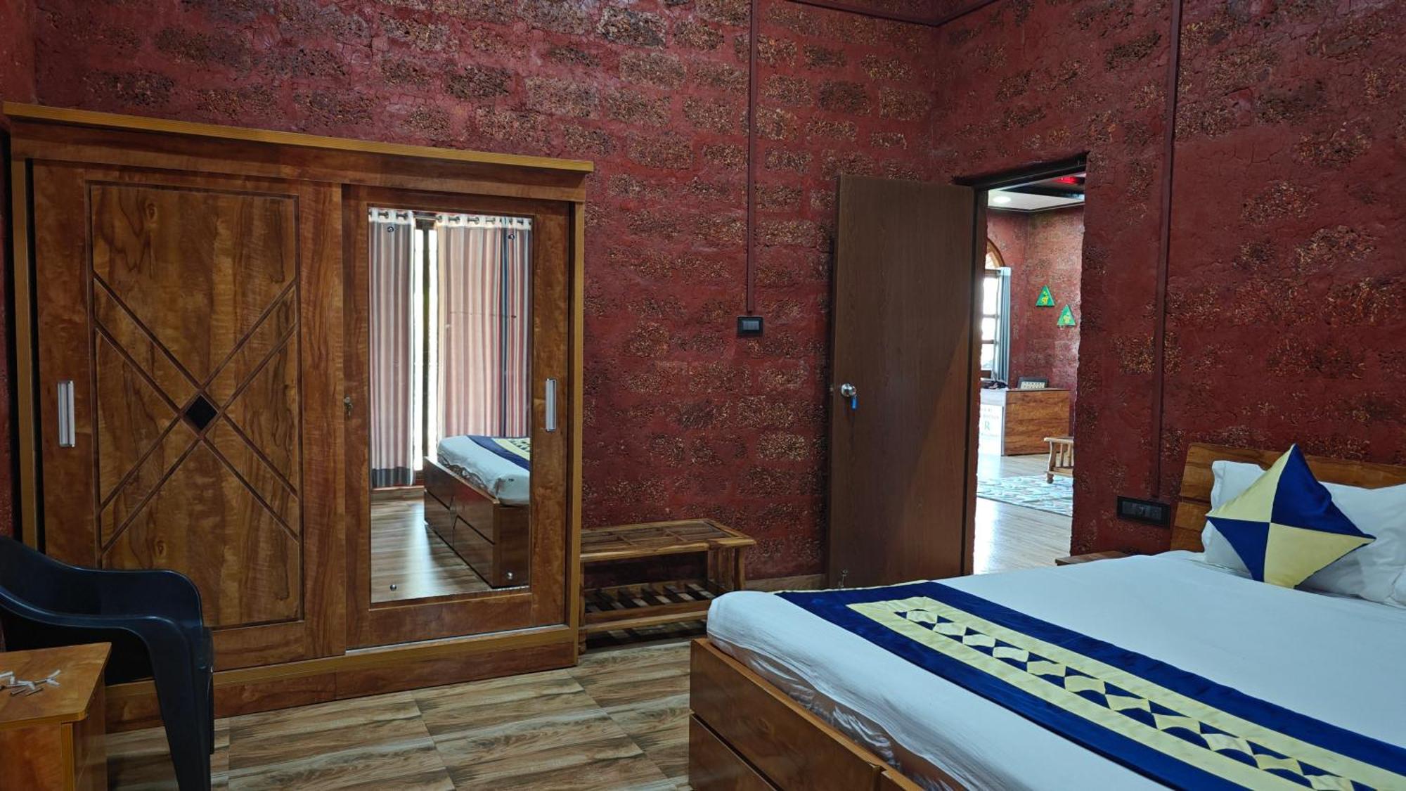 Stone Casa By Vgh 4Bhk Villa With Swimming Pool Mahabaleshwar Exterior photo
