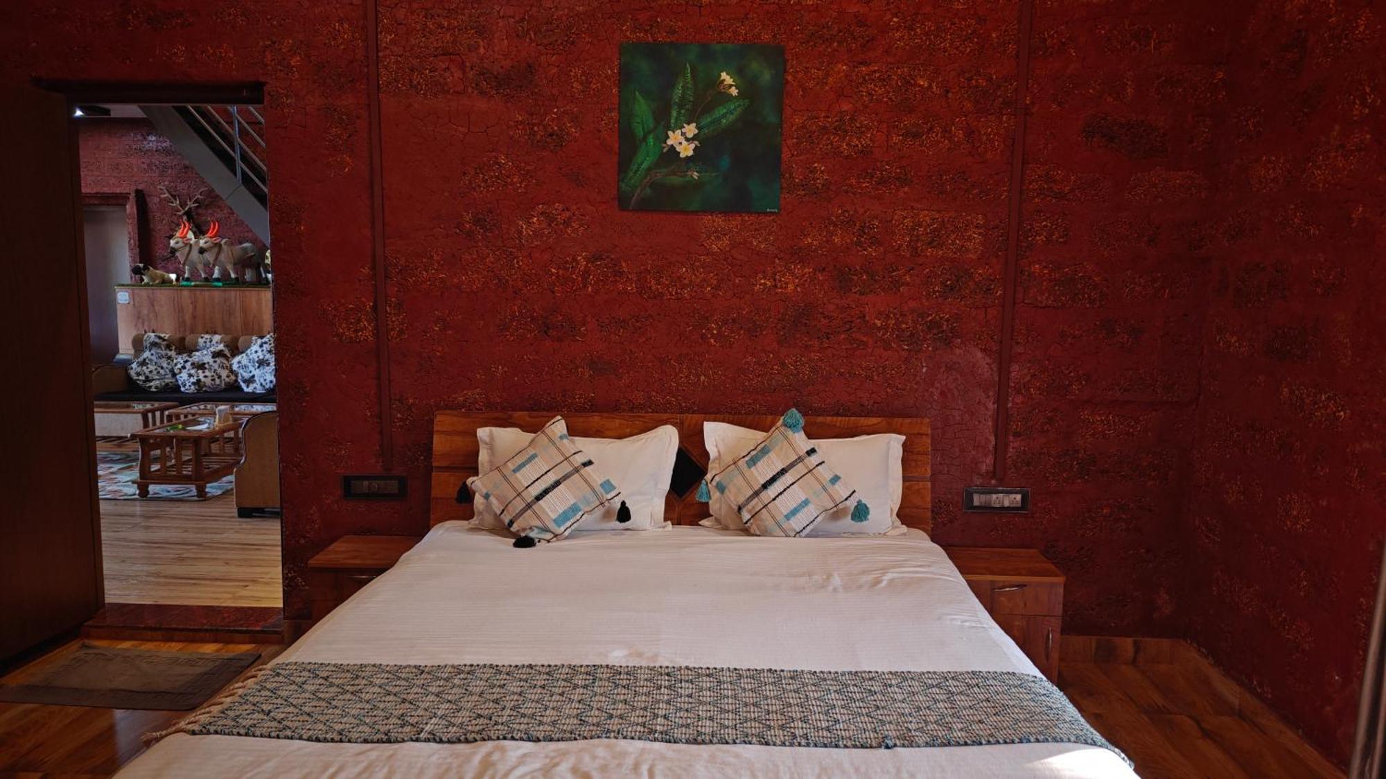 Stone Casa By Vgh 4Bhk Villa With Swimming Pool Mahabaleshwar Exterior photo