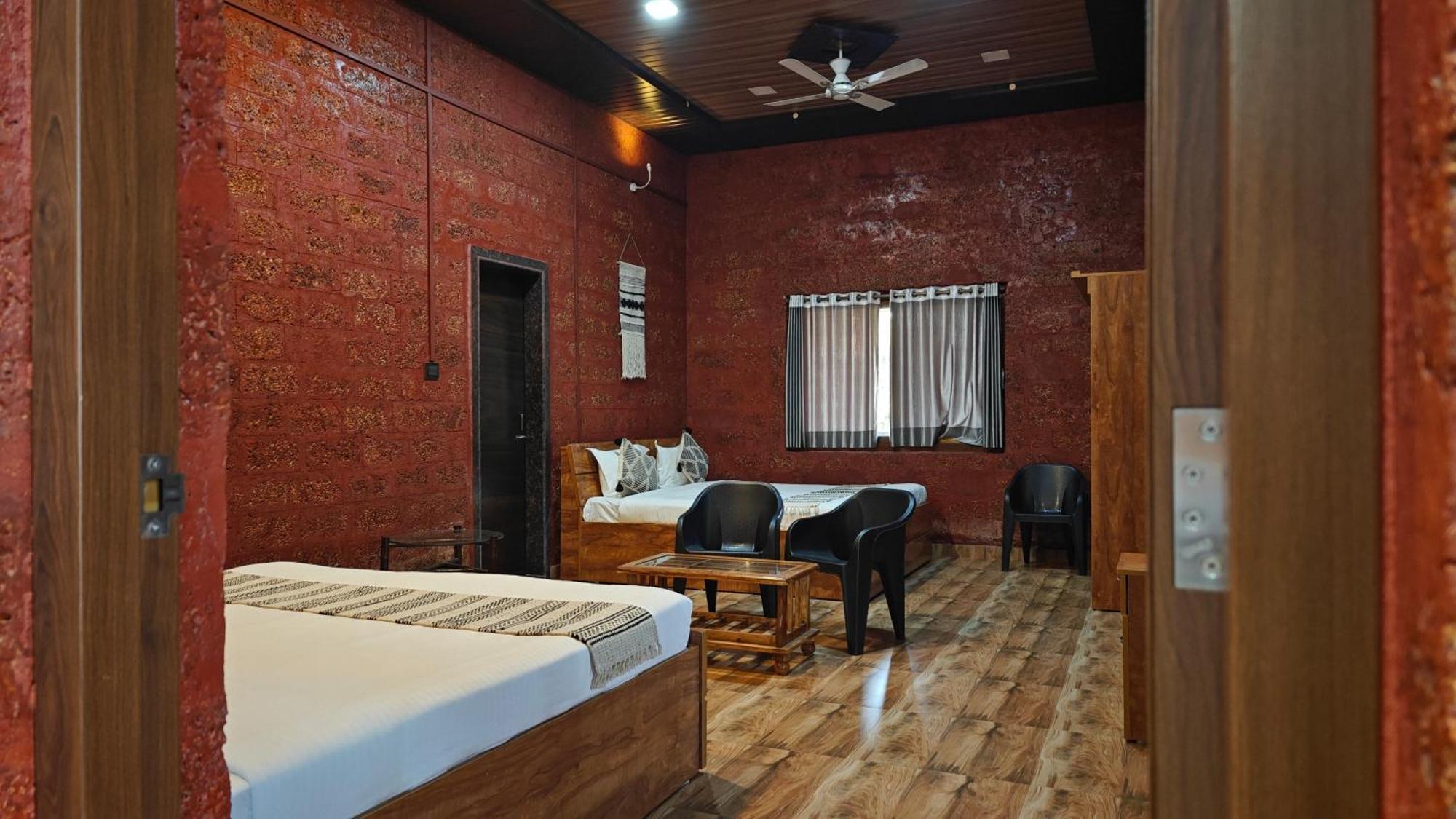 Stone Casa By Vgh 4Bhk Villa With Swimming Pool Mahabaleshwar Exterior photo